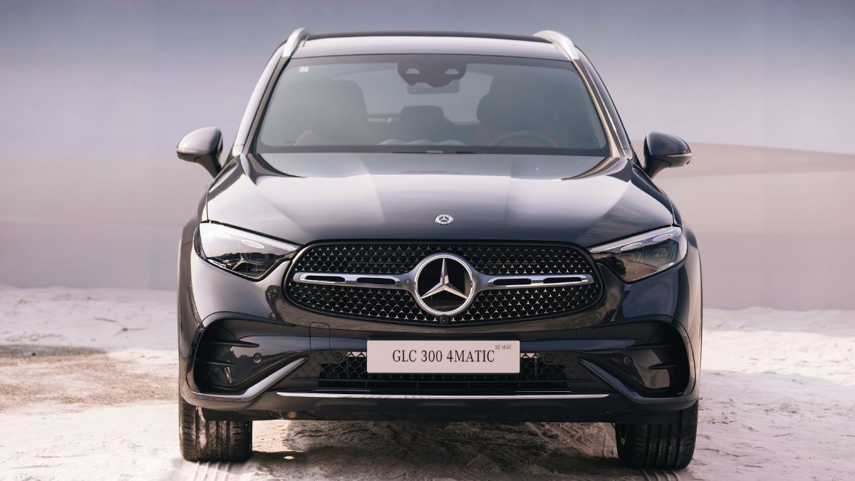 glc-300-4matic-060623-05
