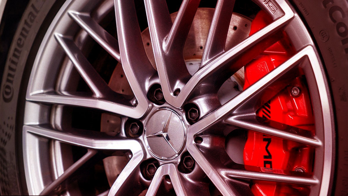 mercedes-benz-amg-c-43-4matic_230820-a-001c