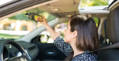 Cách Khởi Động Xe Ô Tô Đúng Cách: Hướng Dẫn Chi Tiết Cho Số Sàn & Số Tự Động Cách Khởi Động Xe Ô Tô Đúng Cách: Hướng Dẫn Chi Tiết Cho Số Sàn & Số Tự Động
