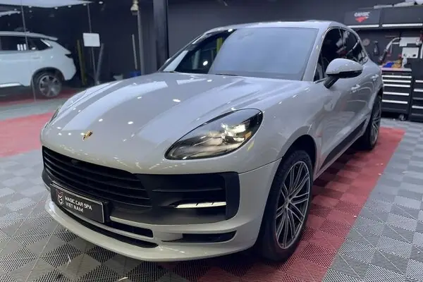 Dán Decal Xe Ô Tô Đà Nẵng: Đánh Giá 5 Địa Điểm Uy Tín & Bí Quyết Lựa Chọn Chất Lượng
