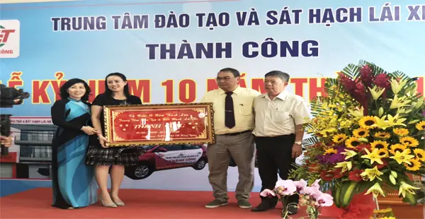 Đăng Ký Học Lái Xe Ô Tô B2: Quy Trình Chi Tiết Và Mẹo Thi Thành Công