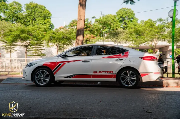 Địa Chỉ Dán Decal Xe Ô Tô Uy Tín: Bí Quyết Lựa Chọn Và Đánh Giá Chuyên Sâu