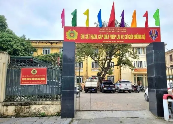 Top 5 Địa Điểm Đổi Bằng Lái Xe Ô Tô Uy Tín Nhất Tại Hà Nội