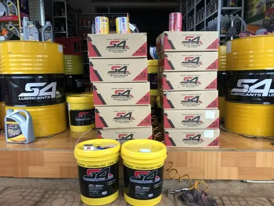 Dùng Dầu Nhớt Xe Máy Cho Ô Tô Được Không? 4 Lý Do Cấm Kỵ Dùng Dầu Nhớt Xe Máy Cho Ô Tô Được Không? 4 Lý Do Cấm Kỵ