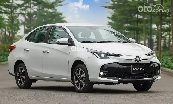 Giá Xe Ô Tô 4 Chỗ Toyota: Cập Nhật Bảng Giá Chi Tiết Từng Dòng Xe Giá Xe Ô Tô 4 Chỗ Toyota: Cập Nhật Bảng Giá Chi Tiết Từng Dòng Xe