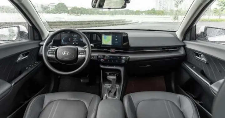 Đánh Giá Giá Xe Hyundai 2025: Ưu Đãi Lên Đến 200 Triệu & Phân Tích Thực Tế