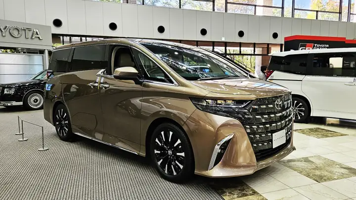 Giá Xe Ô Tô Trong Nước 2026: Nhập Khẩu Tăng, Điện Giảm Giá Xe Ô Tô Trong Nước 2026: Nhập Khẩu Tăng, Điện Giảm