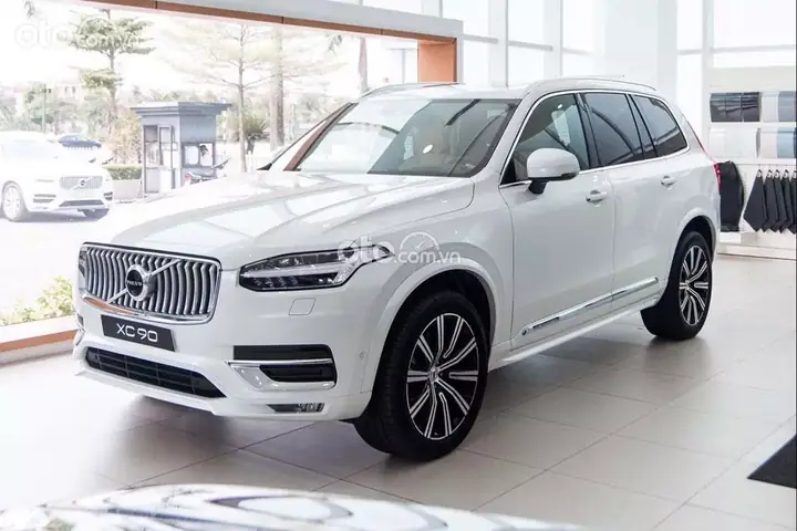 Bảng Giá Xe Ô Tô Volvo 2026: Tổng Hợp Chi Tiết Từng Dòng Xe Phổ Biến Tại Việt Nam