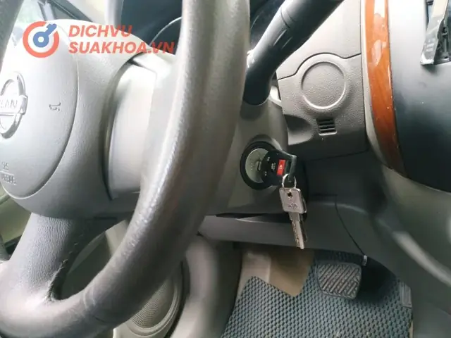 Làm Chìa Khóa Xe Ô Tô: Quy Trình, Giá Cả Và Lời Khuyên Từ Chuyên Gia Làm Chìa Khóa Xe Ô Tô: Quy Trình, Giá Cả Và Lời Khuyên Từ Chuyên Gia