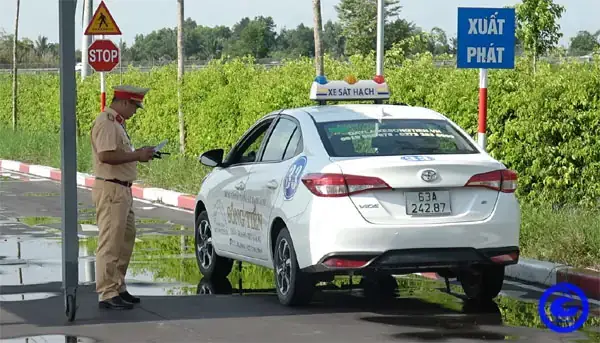 Mô Hình Thi Lái Xe Ô Tô: Hướng Dẫn Chi Tiết Từ A Đến Z