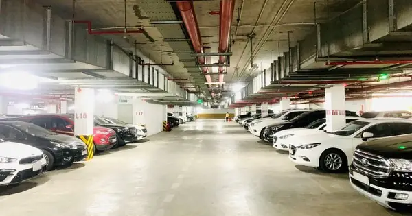Phí Gửi Xe Ô Tô Chung Cư Hà Nội: Cơ Sở Pháp Lý Và Cách Tính Chính Xác