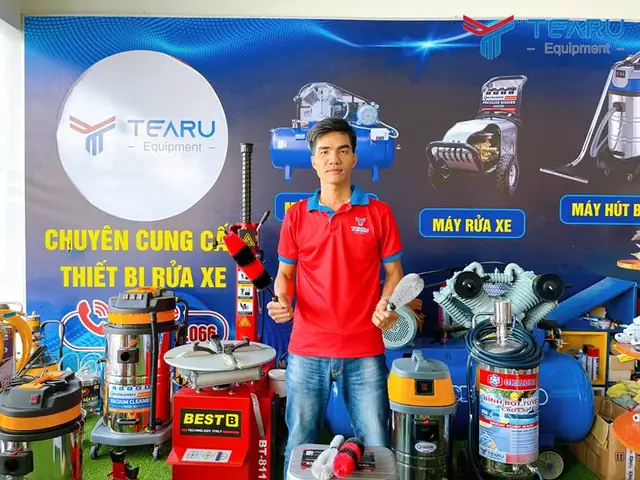 Dụng Cụ Rửa Xe Ô Tô Chuyên Nghiệp: Danh Sách Đầy Đủ Và Mua Uy Tín