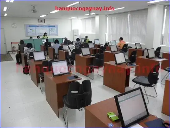 Thi Bằng Lái Xe Ô Tô Ở Hàn Quốc: Quy Trình Toàn Tập, Điều Kiện & Chi Phí Cập Nhật Thi Bằng Lái Xe Ô Tô Ở Hàn Quốc: Quy Trình Toàn Tập, Điều Kiện & Chi Phí Cập Nhật