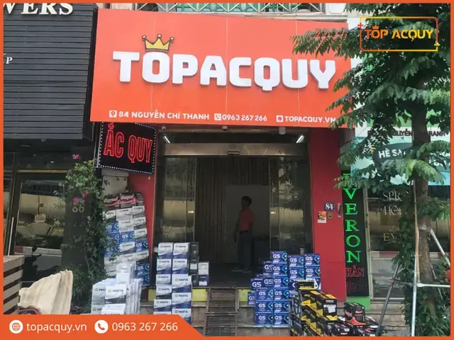 Thời Gian Thay Ắc Quy Ô Tô: Dấu Hiệu Cảnh Báo & Mẹo Kéo Dài Tuổi Thọ