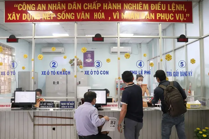 Thủ Tục Sang Tên Xe Ô Tô Cùng Tỉnh: Hướng Dẫn Đầy Đủ 2026 Thủ Tục Sang Tên Xe Ô Tô Cùng Tỉnh: Hướng Dẫn Đầy Đủ 2026