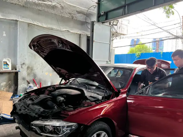 Cách Tự Bảo Dưỡng Xe Ô Tô Đơn Giản, An Toàn Tại Nhà Cách Tự Bảo Dưỡng Xe Ô Tô Đơn Giản, An Toàn Tại Nhà