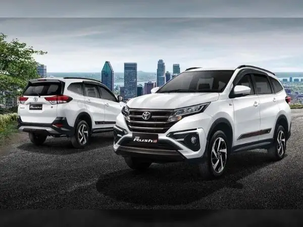Top 5 Xe Ô Tô 7 Chỗ Giá Dưới 700 Triệu: Đánh Giá Chi Tiết Và So Sánh