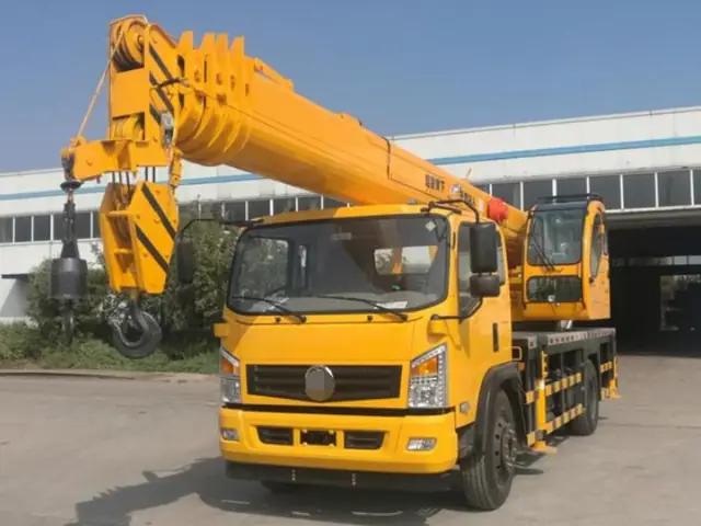 Top 5 Xe Ô Tô Cần Cẩu Hàng Hóa Tốt Nhất 2026 Top 5 Xe Ô Tô Cần Cẩu Hàng Hóa Tốt Nhất 2026