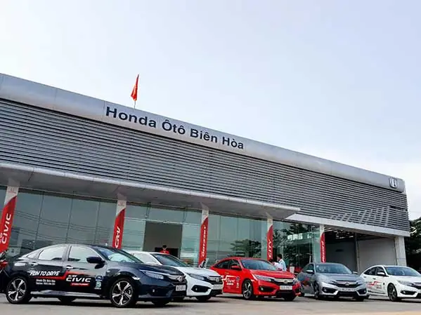 Xe Ô Tô Cũ Biên Hòa: Top 7 Dòng Mercedes Phổ Biến & Đánh Giá Chi Tiết Xe Ô Tô Cũ Biên Hòa: Top 7 Dòng Mercedes Phổ Biến & Đánh Giá Chi Tiết