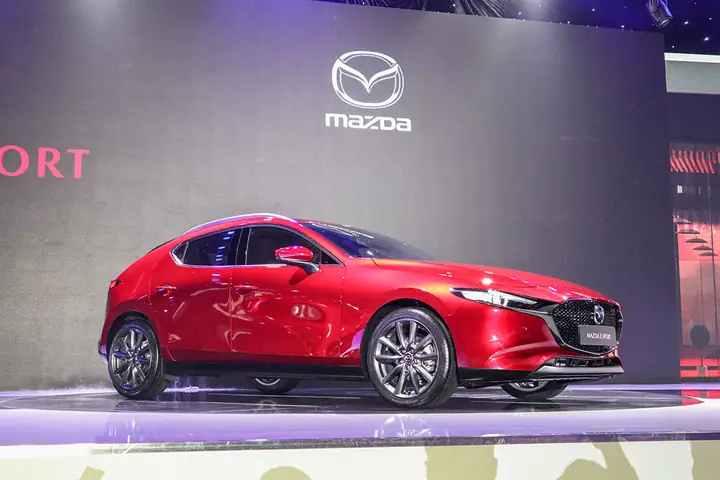 Review Mazda 3 Toàn Diện: Phân Tích Ưu Nhược Điểm Và So Sánh Thực Tế