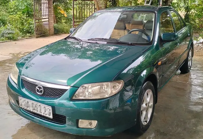 Đánh Giá Chi Tiết Mazda 323 Cũ: Xe Phổ Thông Bền Bỉ Cho Người Mới Lấy Bằng