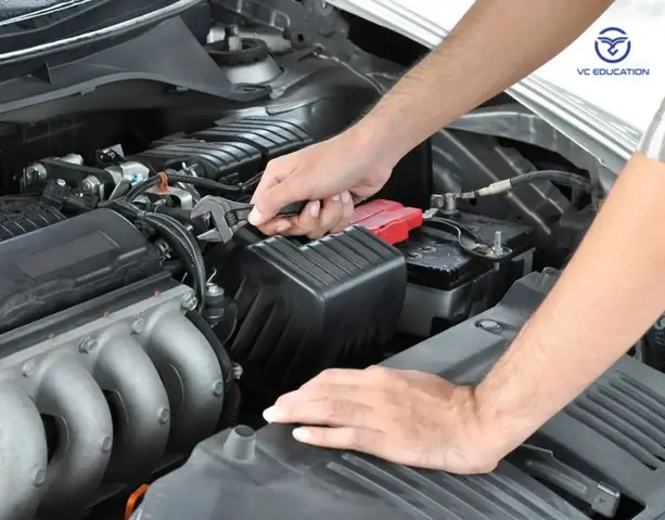 Bảo Dưỡng Xe Ô Tô Cũ Toàn Diện: Hướng Dẫn Chi Tiết Cho Chủ Xe Thông Thái Bảo Dưỡng Xe Ô Tô Cũ Toàn Diện: Hướng Dẫn Chi Tiết Cho Chủ Xe Thông Thái