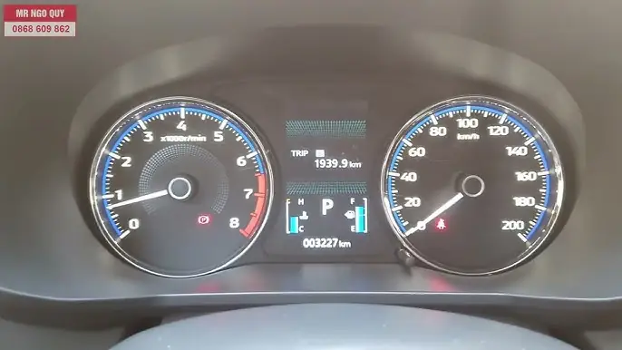 Hướng Dẫn Chi Tiết Cách Chỉnh Đồng Hồ Trên Xe Ô Tô Mitsubishi Hướng Dẫn Chi Tiết Cách Chỉnh Đồng Hồ Trên Xe Ô Tô Mitsubishi