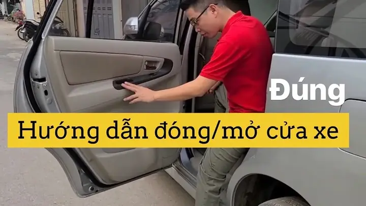 Cách Đóng Mở Cửa Xe Ô Tô: Hướng Dẫn An Toàn Từ Cơ Bản Đến Công Nghệ Cách Đóng Mở Cửa Xe Ô Tô: Hướng Dẫn An Toàn Từ Cơ Bản Đến Công Nghệ