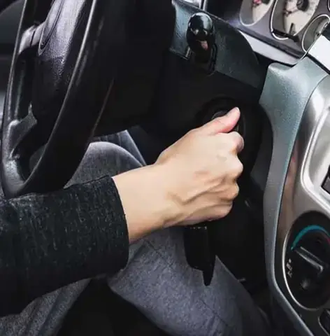 Hướng Dẫn Chi Tiết Cách Khắc Phục Xe Ô Tô Khó Nổ Từ A Đến Z