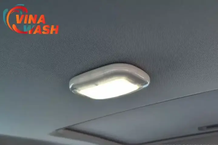 Cách Tắt Đèn Trần Xe Ô Tô Đúng Quy Trình Và Giải Quyết Sự Cố Cách Tắt Đèn Trần Xe Ô Tô Đúng Quy Trình Và Giải Quyết Sự Cố