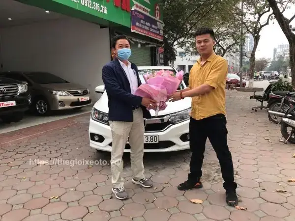 Chợ Xe Ô Tô Cũ Lào Cai: Hướng Dẫn Mua Bán An Toàn Từ Chuyên Gia Chợ Xe Ô Tô Cũ Lào Cai: Hướng Dẫn Mua Bán An Toàn Từ Chuyên Gia