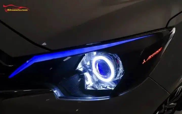Độ Đèn Bi Xenon Cho Xe Ô Tô: Nên Hay Không?