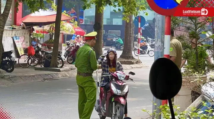 Công An Phường Có Được Phép Bắt Xe Ô Tô Không? Điều Khoản Pháp Luật Quy Định Thế Nào Công An Phường Có Được Phép Bắt Xe Ô Tô Không? Điều Khoản Pháp Luật Quy Định Thế Nào
