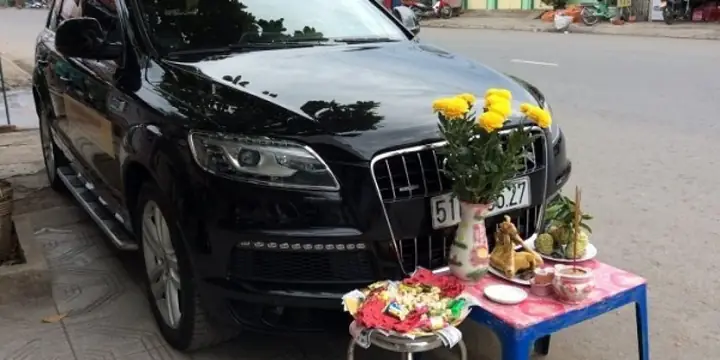 Cúng Xe Ô Tô Hàng Tháng: Hướng Dẫn Đầy Đủ Về Nghi Thức, Lễ Vật Và Văn Khấn Cúng Xe Ô Tô Hàng Tháng: Hướng Dẫn Đầy Đủ Về Nghi Thức, Lễ Vật Và Văn Khấn