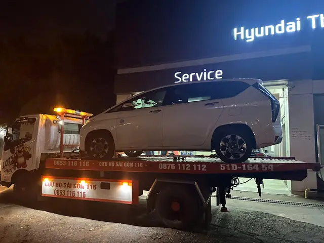 Cứu Hộ Xe Ô Tô Tphcm: Hướng Dẫn Toàn Diện Từ Chuyên Gia