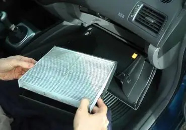 Điều Hòa Ô Tô Không Mát: Nguyên Nhân & Cách Khắc Phục Từ A-z Điều Hòa Ô Tô Không Mát: Nguyên Nhân & Cách Khắc Phục Từ A-z