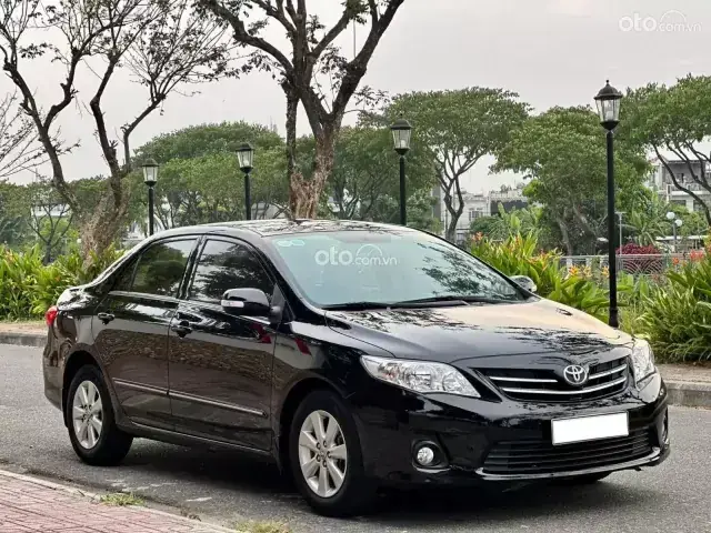 Đánh Giá Toyota Altis 2013: Giá Xe, Ưu Nhược Điểm & Kinh Nghiệm Mua Bán