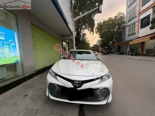 Giá Xe Ô Tô Toyota Camry 2.5q: Đánh Giá Chi Tiết Và So Sánh Thực Tế