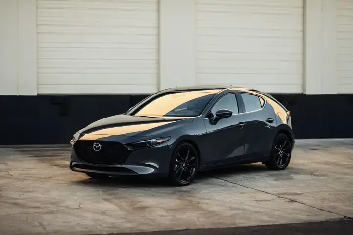 Mazda 3 Hatchback: Đánh Giá Toàn Diện Và Bảng Giá Chi Tiết Mazda 3 Hatchback: Đánh Giá Toàn Diện Và Bảng Giá Chi Tiết