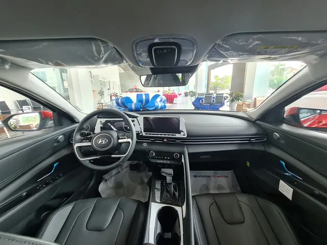 Giảm Tiếng Ồn Ô Tô Mercedes: Hướng Dẫn Chi Tiết Từ Chuyên Gia Giảm Tiếng Ồn Ô Tô Mercedes: Hướng Dẫn Chi Tiết Từ Chuyên Gia