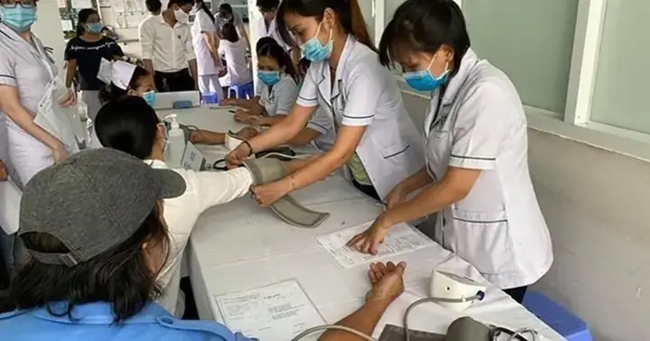 Giấy Khám Sức Khỏe Đổi Bằng Lái Xe Ô Tô: Quy Trình Chuẩn & Lưu Ý Từ Chuyên Gia Giấy Khám Sức Khỏe Đổi Bằng Lái Xe Ô Tô: Quy Trình Chuẩn & Lưu Ý Từ Chuyên Gia