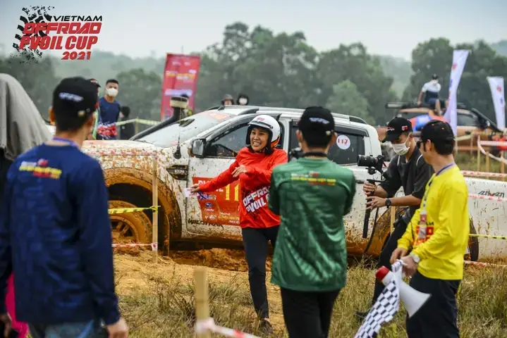 Thế Giới Hình Ảnh Đua Xe Ô Tô: Khám Phá Nghệ Thuật Của Tốc Độ Thế Giới Hình Ảnh Đua Xe Ô Tô: Khám Phá Nghệ Thuật Của Tốc Độ