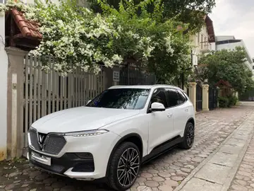 Review Chi Tiết Vinfast Lux Sa2.0: Đánh Giá Toàn Diện Từ Chuyên Gia Review Chi Tiết Vinfast Lux Sa2.0: Đánh Giá Toàn Diện Từ Chuyên Gia