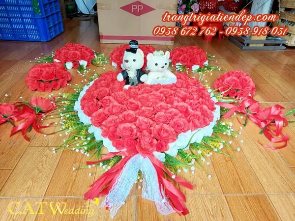 Đánh Giá Chi Tiết Hoa Cưới Trang Trí Xe Ô Tô Hình Trái Tim Đỏ: Mẫu Thiết Kế Phổ Biến Và Bí Quyết Lựa Chọn