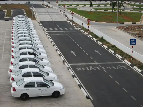 Học Lái Xe Ô Tô Cấp Tốc Hạng B2: Đánh Giá Toàn Diện Về Quy Trình, Hiệu Quả Và Lưu Ý Học Lái Xe Ô Tô Cấp Tốc Hạng B2: Đánh Giá Toàn Diện Về Quy Trình, Hiệu Quả Và Lưu Ý