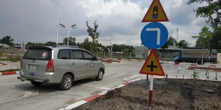 Khóa Học Lái Xe Ô Tô B2 Tại Tp.hcm: Đánh Giá Toàn Diện Từ Chuyên Gia Khóa Học Lái Xe Ô Tô B2 Tại Tp.hcm: Đánh Giá Toàn Diện Từ Chuyên Gia