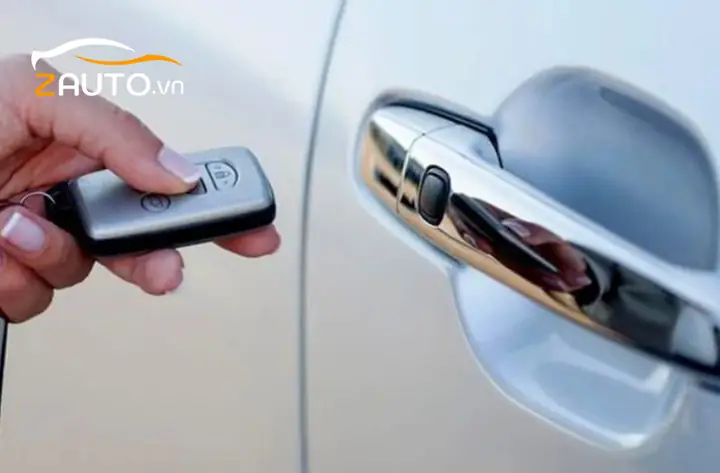 Không Mở Được Cửa Xe Ô Tô: Nguyên Nhân & Cách Xử Lý Tức Thì Không Mở Được Cửa Xe Ô Tô: Nguyên Nhân & Cách Xử Lý Tức Thì
