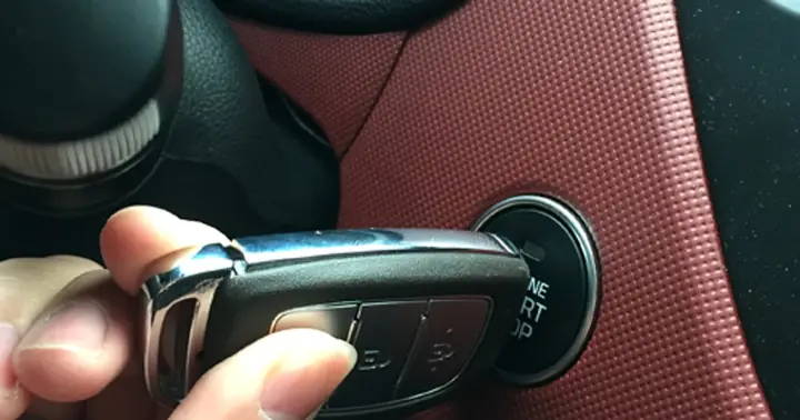Khóa Xe Ô Tô Không Mở Được: 5 Nguyên Nhân Chính Và Cách Khắc Phục Khóa Xe Ô Tô Không Mở Được: 5 Nguyên Nhân Chính Và Cách Khắc Phục