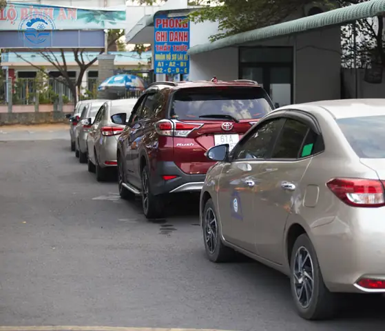 Kỹ Năng Học Lái Xe Ô Tô Toàn Diện Cho Người Mới