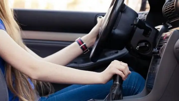 Lái Xe Ô Tô Như Thế Nào? Bí Quyết Lái An Toàn Từ A-z